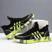 Prix bas Henan personnalisé maille respirant léger faible quantité minimale de commande en Stock chaussures de sport en gros hommes chaussures de course chaussures pour hommes