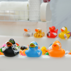 <span class=keywords><strong>Patito</strong></span> <span class=keywords><strong>de</strong></span> Goma personalizado para bebé, juguete para ducha <span class=keywords><strong>de</strong></span> baño, patitos <span class=keywords><strong>de</strong></span> goma surtidos, pato flotante para bañera a granel <span class=keywords><strong>de</strong></span> 2" - Product Image 6