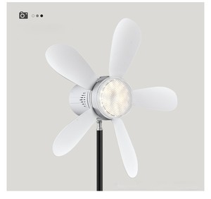 พัดลมโซลาร์ LED กลางแจ้ง 12W ลดราคาพิเศษ 2-in-1 พัดลมโซลาร์แบบพกพา แขวนได้ ตั้งได้ พร้อมรีโมท - Product Image 3