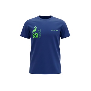 Camiseta de manga corta y cuello redondo, hecha de tela TC n.º 34S/J, 150-160 g/m², en color gris, con un diseño estampado en la parte delantera. (82 gris) - Product Image 1