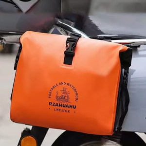 <span class=keywords><strong>Porte</strong></span>-bagages arrière <span class=keywords><strong>pour</strong></span> vélo transfrontalier avec réflecteurs, poignée de transport et bandoulière - Product Image 4