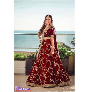 Lo último en tela de terciopelo de trabajo bordado pesado de diseñador Ne, Lehenga Choli nupcial para boda femenina india y ropa de matrimonio - Product Image 1