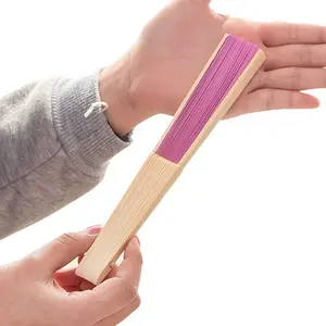 Abanicos Plegables de Tela Personalizados con Logotipo para Bodas, Abanicos de Mano Plegables de Tela para el Verano, Venta al por Mayor de Abanicos Pequeños - Product Image 1