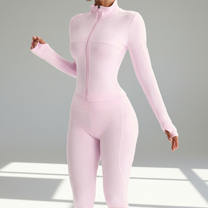 Conjunto de Ropa de Yoga con Logotipo Personalizable, Leggings de Cintura Alta con Diseño de Orificio para el Pulgar y Top Ajustado de Manga Larga - Product Image 2