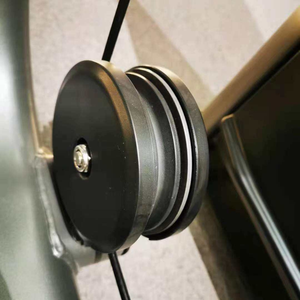 Modèles chauds Entraîneur de torse rotatif Poids libre Gym Équipement de fitness Machines de sélection de charge de broche pour la <span class=keywords><strong>musculation</strong></span> - Product Image 5