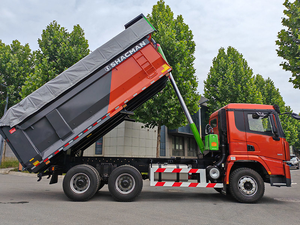Camion benne Shacman X3000 Euro II 6x4 382 ch d'occasion pour le transport de minerai et de déchets de construction - Product Image 4
