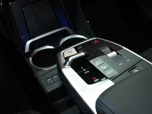 BMW IX1 <span class=keywords><strong>X</strong></span> Drive 25L 30L <span class=keywords><strong>X</strong></span> 2025, SUV électrique de luxe haut de gamme, très vendu, avec une autonomie de 450 km, IX1 - Product Image 6