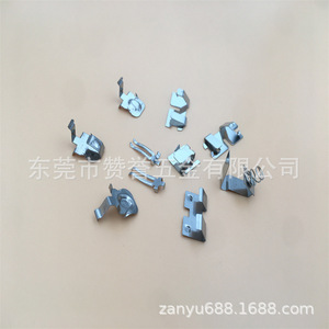 Contactos de Resorte de Acero Inoxidable y Cobre Estampado ZanYu de 0.1-2.0mm para Cargadores de Batería y Equipos de Comunicación - Product Image 3