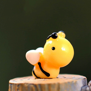 Cartoon Resin Mini <b>Bee</b> Figurine Miniatures for Landscape Decorations Tiny Honeybee Animal <b>Charm</b> Ornaments DIY Accessories - Product Image 1