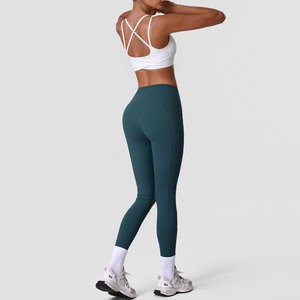 Ensemble de yoga YIYI à col carré et dos croisé, tenue de sport pour femme, effet push-up fessier et contrôle du ventre, ensemble de leggings extensibles pour la gym - Product Image 3