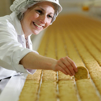 Machine industrielle de pressage et d'extrusion de pâte à biscuits, ligne de production de biscuits rotatifs et de biscuits de la fortune - Prix