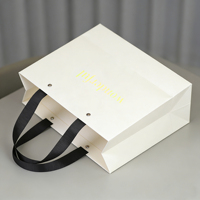 Sacs en papier personnalisés avec logo imprimé, vente en gros, sacs de luxe pour boutiques, emballages pour vêtements et chaussures, sacs de shopping en papier