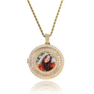 Collier pendentif cadre <span class=keywords><strong>photo</strong></span> <span class=keywords><strong>personnalisé</strong></span> Hip-Hop Iced Out en cuivre et zircon avec chaîne en corde - Product Image 4