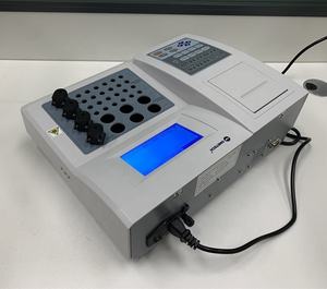 Appareil portable de test de <span class=keywords><strong>coagulation</strong></span> sanguine pour une analyse clinique rapide avec un design <span class=keywords><strong>compact</strong></span> - Product Image 3