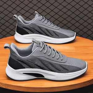 Giày thể thao nam YATAI kiểu mới, thoáng khí, giày thể thao thường ngày, nhẹ, kiểu đi bộ, giày chạy bộ cho nam và bé trai - Product Image 1