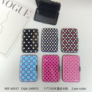 Tarjetero con diseño de lunares de 11x7,5 cm, cartera compacta con diseño de lunares para tarjetas de crédito y efectivo - Product Image 1