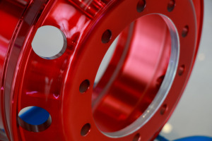 ล้ออลูมิเนียมอัลลอยด์ปลอมแปลงความแข็งแรงสูง19.5*6.75สภาพใหม่โครเมี่ยมและสีเงินสำหรับรถบรรทุกขนาดเบา - Product Image 5