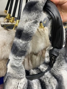 Femmes grande <span class=keywords><strong>capacité</strong></span> décontracté véritable sac en fourrure lapin Chinchilla sac à main hiver mode <span class=keywords><strong>Rex</strong></span> lapin fourrure sacs à main - Product Image 6