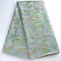 Beliebter Bestseller Metallischer Schöner Blumen-Design Jacquard-Brokat Großhandelspreis Stoff für Afrikanische Frauen Bühnenkleider