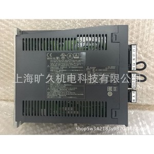 Amplificador de Servomotor Mitsubishi Electric MR-J4-100B-RJ020 Trifásico 200-240V Hecho en Japón - Product Image 3
