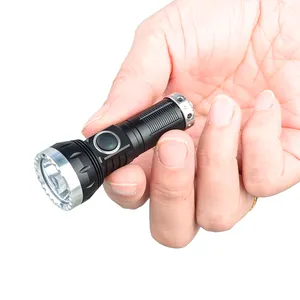 Linterna USB brillante con proveedor de llavero para actividades al aire libre