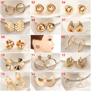 Boucles d'oreilles clous classiques en or torsadé en forme de nœud d'amour <span class=keywords><strong>pour</strong></span> femmes, petites boucles d'oreilles géométriques simples, <span class=keywords><strong>bijoux</strong></span> de <span class=keywords><strong>mariage</strong></span> <span class=keywords><strong>pour</strong></span> mariée N206048 - Product Image 2