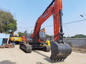 Excavatrice sur pneus DOOSAN 300LC d'occasion, machine de terrassement sur pneus DOOSAN 225LC-9 en bon état - Product Image 2