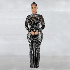 Moda mujer malla perspectiva caliente diamante manga larga falda forro dos piezas conjunto de vestidos de noche únicos