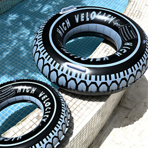 Flotador inflable grueso con estampado de neumáticos para niños, para jugar en la piscina - Product Image 1