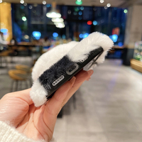 Étui mobile en TPU souple + cœur rose pelucheux pour iPhone 14 Pro Max Winter Hot Girls Like Cute