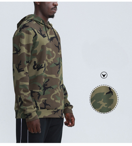 Hombres Sublimación Regular Fit Sudadera con capucha logotipo bordado personalizado Venta al por mayor de secado rápido Sudadera con capucha para hombres Fleece Camo Pattern - Product Image 5
