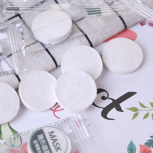 Serviette de voyage compressée jetable personnalisée pour hôtel Unionpromo avec emballage tricoté uni 100% coton et bonbons - Product Image 6