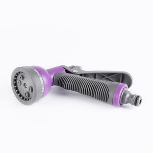 <span class=keywords><strong>Pistolet</strong></span> de pulvérisation de tuyau <span class=keywords><strong>d</strong></span>'eau en plastique à poignée souple à 6 fonctions avec motifs de pulvérisation variables pour une utilisation polyvalente dans le jardin - Product Image 4