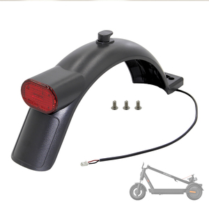 Guardabarros Trasero MI 5 con Gancho y Luz Trasera para Xiaomi 5, Piezas de Repuesto para Scooter Eléctrico - Product Image 1
