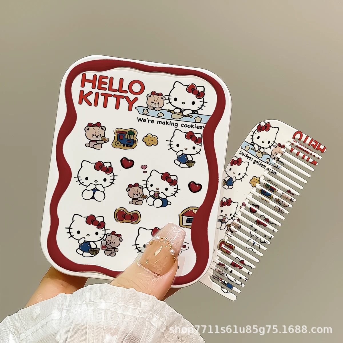 Makeup mirror with comb [multiple hello kitty]]