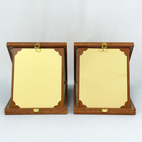 Boîte en bois marron de forme rectangulaire avec plaque de certificat dorée, plaques de récompenses personnalisées, récompenses en bois MH-T423