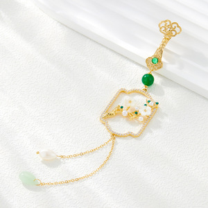 Muyu Plum Blossom Brooch For Cheongsam Hanfu Decoration Women Traditional Chinese Style Gold With Pearl Tassel - Product Image 2