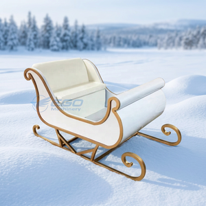 Traîneau de Noël moderne grandeur nature avec Père Noël à vendre – Transport spécial traîneau/charrette de Père Noël - Product Image 1