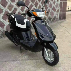 <span class=keywords><strong>Yamaha</strong></span> Jog 125cc <span class=keywords><strong>Moto</strong></span> da Strada Compatta Economica Elegante per Pendolari Urbani Usata - Product Image 2