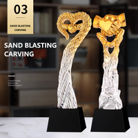 Trophée de récompense plaqué or en résine HBL Crown Event avec base en cristal noir pour souvenir de champion