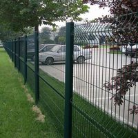 Clôture de sécurité en treillis métallique 3D facile à installer, panneau de clôture en treillis métallique 3D galvanisé pour route, école, usine