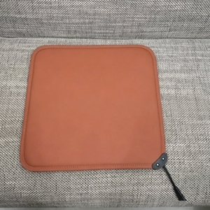 Coussin chauffant électrique <span class=keywords><strong>pour</strong></span> <span class=keywords><strong>voiture</strong></span> 12V, couverture chauffante électrique <span class=keywords><strong>pour</strong></span> <span class=keywords><strong>voiture</strong></span>, coussin chauffant carré en PU à chauffage externe - Product Image 1