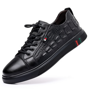 Chaussures décontractées pour hommes en cuir à motif crocodile, bout rond, lacets, semelle en caoutchouc, toutes saisons, chaussures de marche - Product Image 5