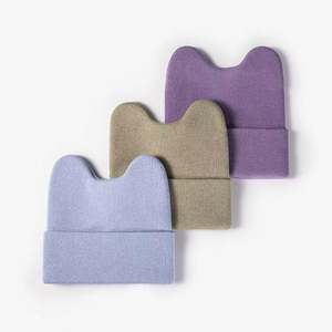 Bonnet en tricot d'hiver à motif mignon sans logo pour filles et garçons, disponible en OEM, 100% acrylique, réglable, pour temps froid - Product Image 3