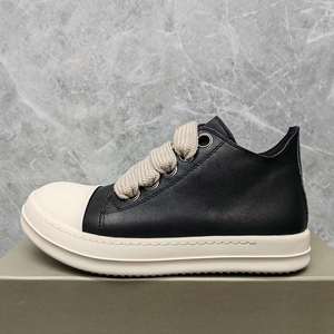 Sneakers da Donna in Vera Pelle Nera con Lacci Jumbo, Scarpe Casual Basse in Pelle Bovina a Grana Piena, Colore Nero Latte - Product Image 1