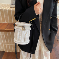 Sac à main cylindrique vintage avec gravure 3D de colonne européenne, ton antique, bandoulière amovible, sac à bandoulière/porté croisé