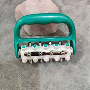 Rouleau de massage musculaire pour la cellulite et la libération des fascias - Mini masseur corporel myofascial à points profonds - Product Image 3