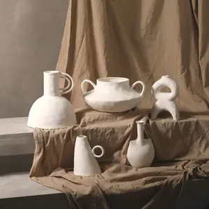北欧ins白色陶瓷土制花瓶家居装饰品