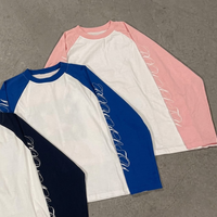 T-shirt Raglan Homme à Manches Longues Color Block Style Baseball avec Impression Personnalisée sur les Manches, Coupe Oversize, Streetwear Décontracté, Vente en Gros, Personnalisation OEM
