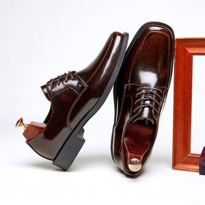 Chaussures habillées pour hommes en cuir véritable, à lacets, imperméables et respirantes, à bout pointu, pour l'automne et les mariages, idéales pour le dropshipping - Product Image 1